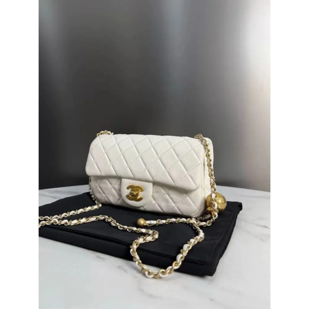 Chanel Women Pre-Loved Bag Very Good Condition